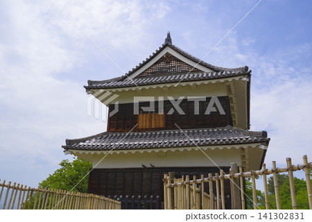 西塔樓高聳於上田城遺址之上。 西塔樓高聳於上田城遺址之上。 141302831
