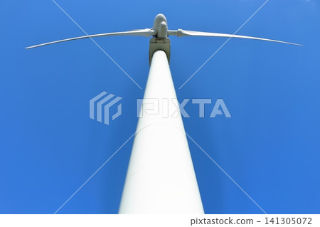 風力渦輪機螺旋槳的正下方 風力渦輪機螺旋槳的正下方 141305072
