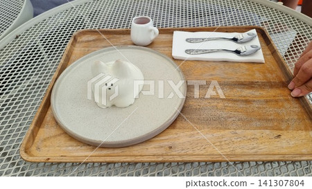 white fish in the dish 141307804