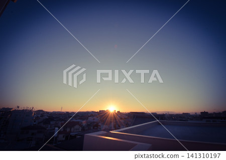 日出的天空 日出的天空 141310197