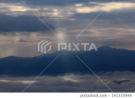 Dawn scenery in Tono City, Iwate Prefecture Dawn scenery in Tono City, Iwate Prefecture 141310946