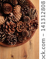 Various pine cones - Autumn/Winter theme 141312808