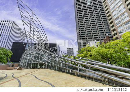 大阪府大阪市中之島國立國際美術館 141313112