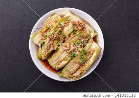 cold steamed eggplant salad with garlic, chili and soy dressing 141315138