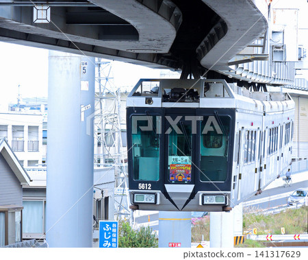 Shonan Monorail of gliding sky Shonan Monorail of gliding sky 141317629