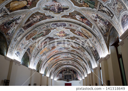 Naples, italy. December 29, 2024. Ornate vaulted ceiling featuring renaissance frescoes inside the monumental complex of san lorenzo maggiore, naples, italy Naples, italy. December 29, 2024. Ornate vaulted ceiling featuring renaissance frescoes inside the monumental complex of san lorenzo maggiore, naples, italy 141318649