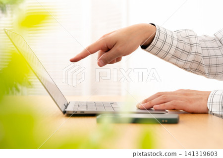Computer, hands, man, pointing Computer, hands, man, pointing 141319603