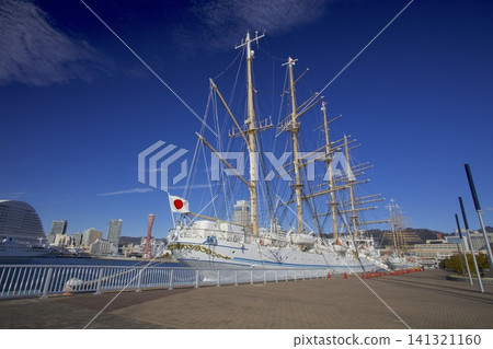 The sailing ships "Nippon Maru" and "Kaiwo Maru" are docked in Kobe Port. The sailing ships "Nippon Maru" and "Kaiwo Maru" are docked in Kobe Port. 141321160