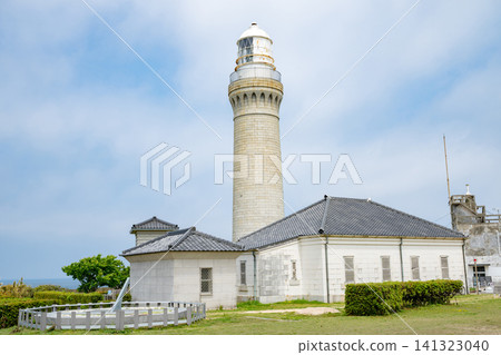 山口縣 / 珍貴的未上漆石頭燈塔“角島燈塔” 141323040