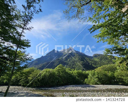 Summer hiking Summer hiking 141324728