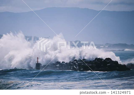 Typhoon wave Typhoon wave 141324971