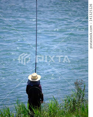 釣魚者 釣魚者 141325126