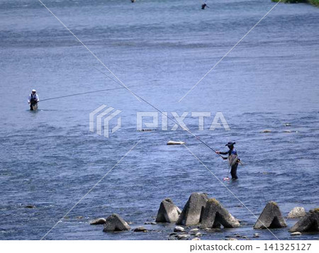 釣魚者 釣魚者 141325127