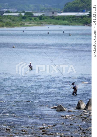釣魚者 釣魚者 141325135