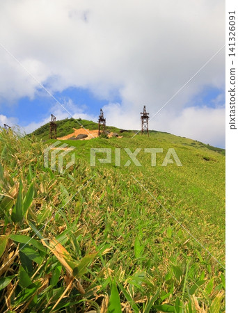 Remains of the cable car at the Ogushi Mine on Kenashi Pass 141326091