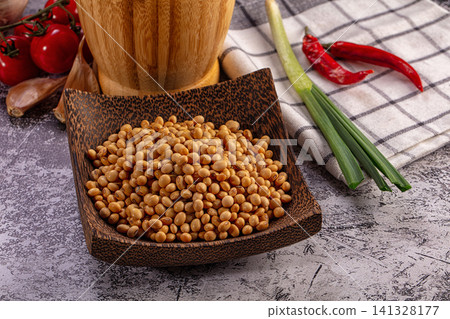 Fresh Soybeans in Wooden Bowl, Rustic Culinary Ingredients, Healthy Food Preparation 141328177