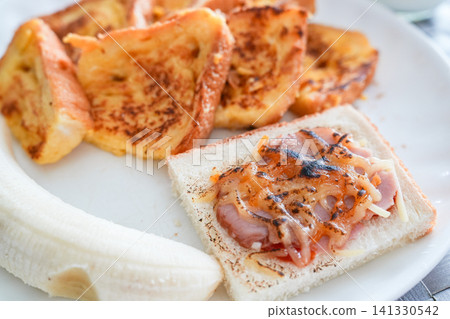Crispy bacon and cheese toast Crispy bacon and cheese toast 141330542