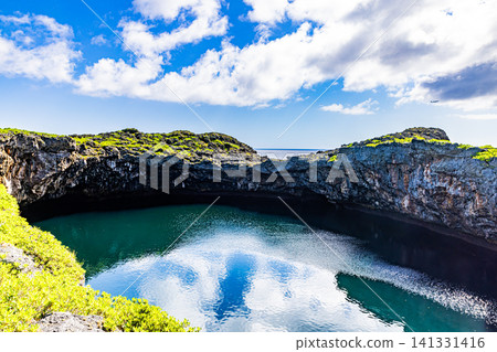 Toriike Pond, Miyakojima, Okinawa Prefecture Toriike Pond, Miyakojima, Okinawa Prefecture 141331416