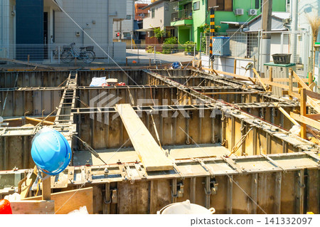住宅地基工程及模板工程 住宅地基工程及模板工程 141332097