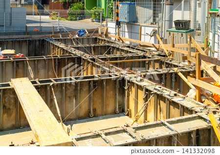 住宅地基工程及模板工程 住宅地基工程及模板工程 141332098