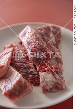 看起來很美味的生牛肉 141332203