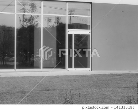 Scenery reflected on the glass window Scenery reflected on the glass window 141333195
