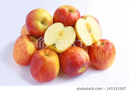 apple (ambrosia) apple (ambrosia) 141333207