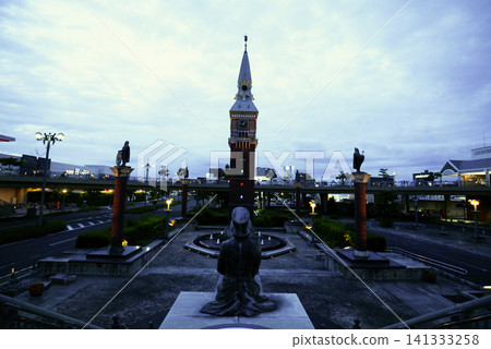 Andersen Square 1170099 Andersen Square 1170099 141333258