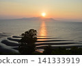 Oshikiki海岸，沙灘潮汐的日落美景（Uto Peninsula北岸/ Shimodami鎮，Uto市，熊本縣） 141333919