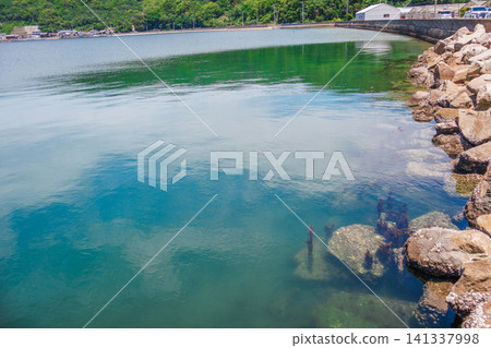 The warm and calm waters of the Seto Inland Sea around Shodoshima Island 141337998