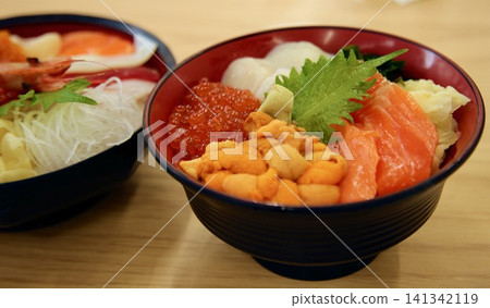 美味的海鮮蓋飯 美味的海鮮蓋飯 141342119