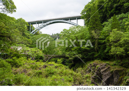 The scenery of Takachiho Gorge and the Takachiho Three Bridges, Miyazaki Prefecture The scenery of Takachiho Gorge and the Takachiho Three Bridges, Miyazaki Prefecture 141342329
