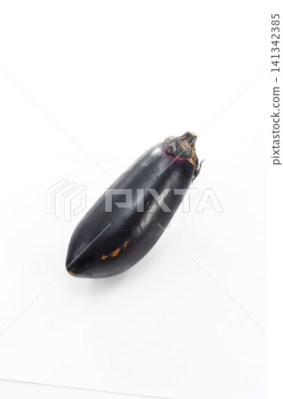 Fresh eggplant Fresh eggplant 141342385