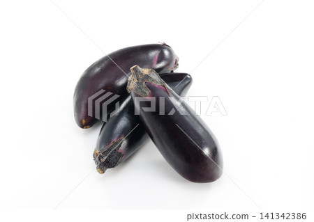 Fresh eggplant 141342386