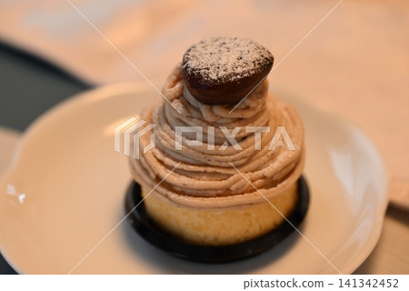 Mont Blanc, a sweet and delicious chestnut cake. Mont Blanc, a sweet and delicious chestnut cake. 141342452