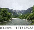 Kamikochi of cloudy weather 141342928
