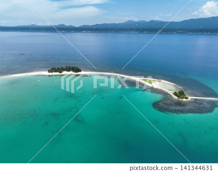 從福井縣瑞島拍攝的景色(無人機空拍) 從福井縣瑞島拍攝的景色(無人機空拍) 141344631