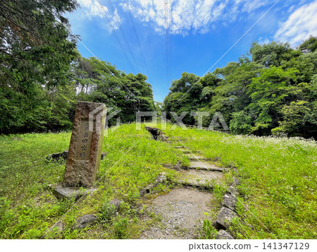 Hatakeda Kofun (ancient burial mound): panoramic view and stone monument (Historic site: Hatakeda Kofun) Hatakeda Kofun (ancient burial mound): panoramic view and stone monument (Historic site: Hatakeda Kofun) 141347129