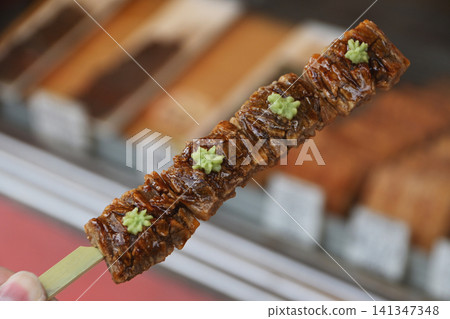 Skewered wet rice crackers (Azumino wasabi) Skewered wet rice crackers (Azumino wasabi) 141347348