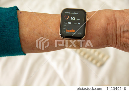 Heart monitor shows heart rate on a smartwatch 141349248