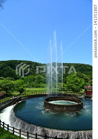 日本最大的圓柱形輸水結構(特水園圓柱形輸水水上樂園) 日本最大的圓柱形輸水結構(特水園圓柱形輸水水上樂園) 141351807