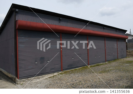 Lending garage Lending garage 141355636