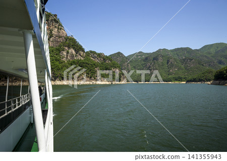 Gudambong seen from a cruise ship Gudambong seen from a cruise ship 141355943