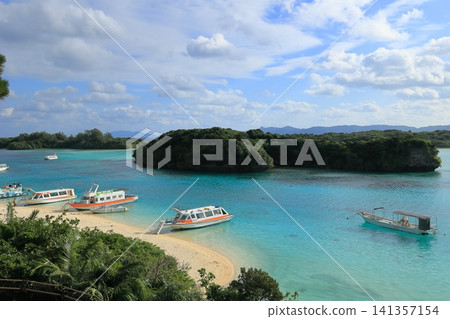 石垣島川平灣風景 石垣島川平灣風景 141357154