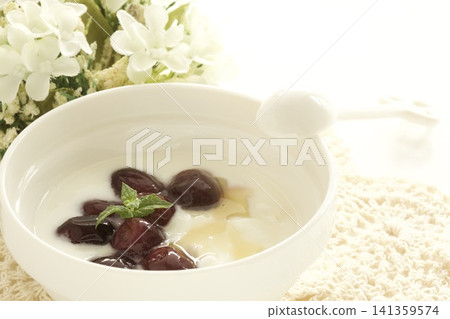 Tofu pudding with red beans Tofu pudding with red beans 141359574