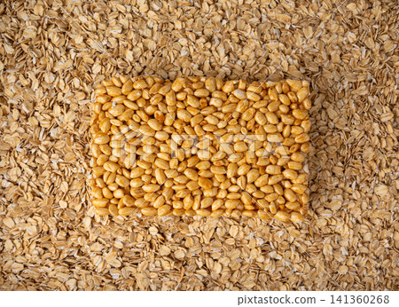 Puffed rice bar pattern, sweet wheat kozinaki Puffed rice bar pattern, sweet wheat kozinaki 141360268