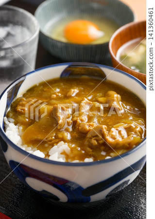 日式咖哩飯 日式咖哩飯 141360461