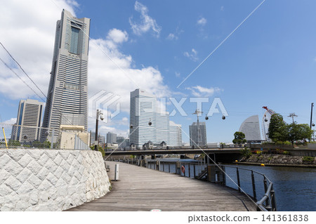 [神奈川]晴空下的港未來 141361838