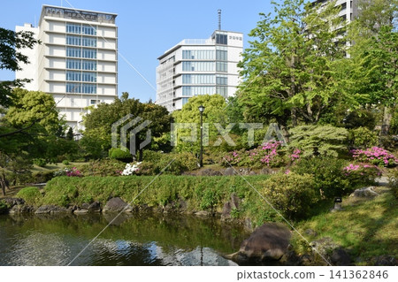 鬱鬱蔥蔥的綠色景觀，原安田園園，是墨田區兩國地區的風景名勝。 141362846