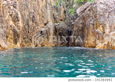 Scenic spots on Sado Island, the scenery of Senkaku Bay Scenic spots on Sado Island, the scenery of Senkaku Bay 141363941